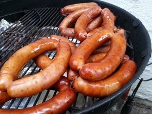 The brats are ready to. Look at the fantastic coloration from the smoke. Oh man!