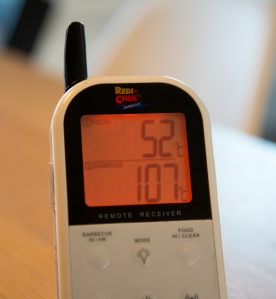 Monitoring temperature from my easy chair all thanks to the lovely Maverick ET-732